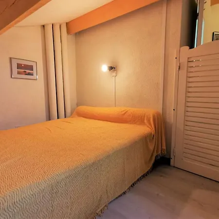 Marina - 3 Pieces 6 Couchages Port Mae-5644 לאוקאט